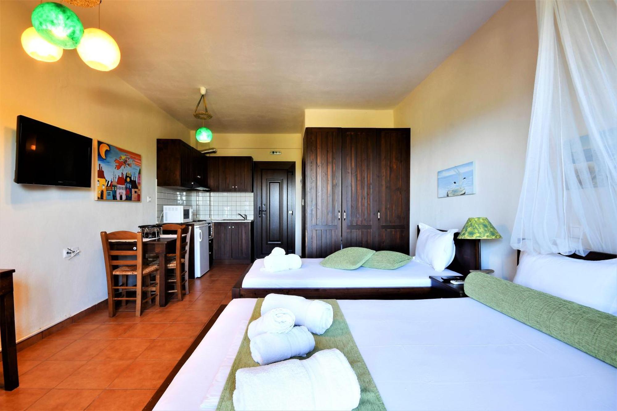 Guesthouse Amanitis Caesarea Skíti エクステリア 写真