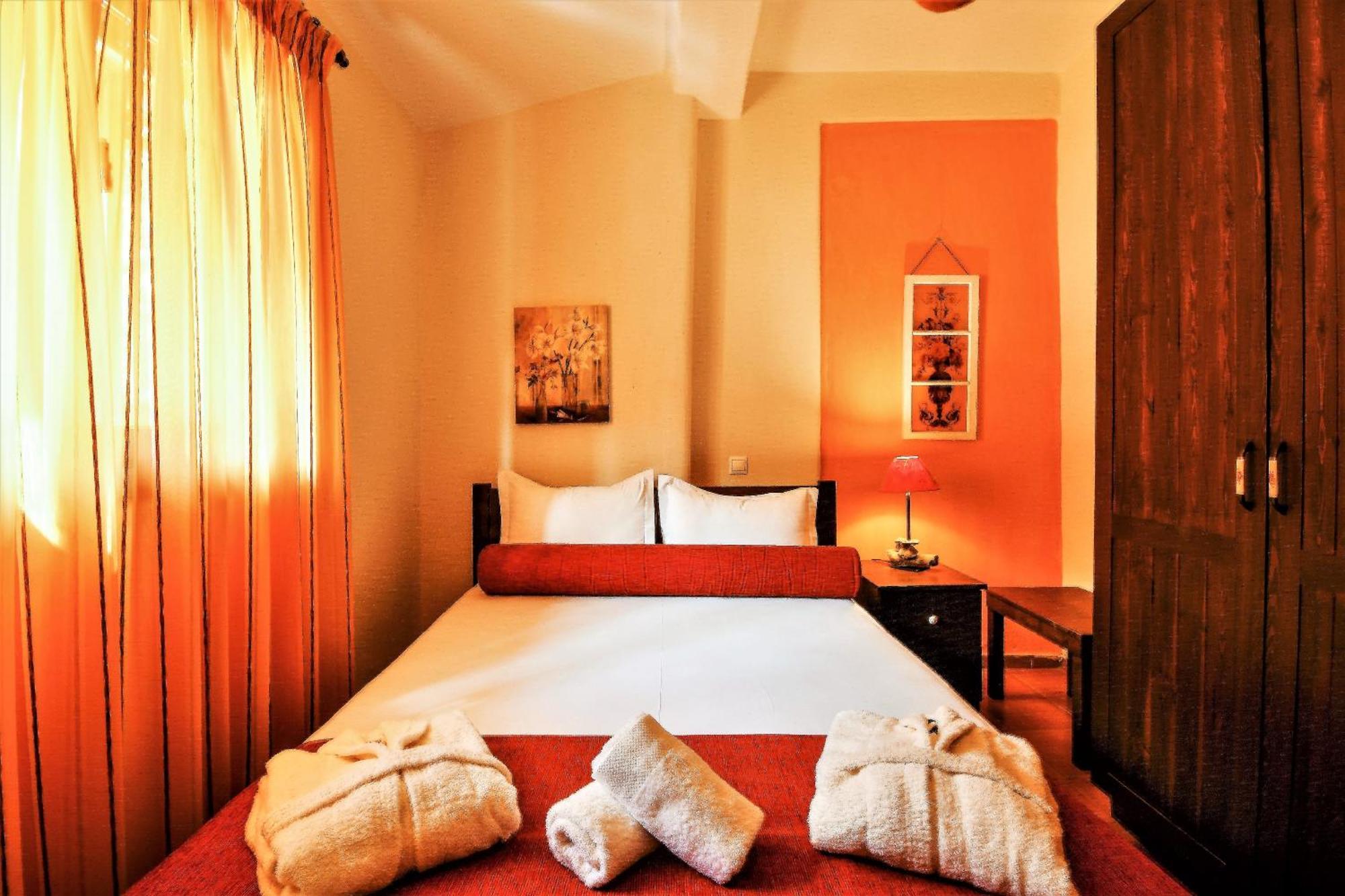 Guesthouse Amanitis Caesarea Skíti エクステリア 写真
