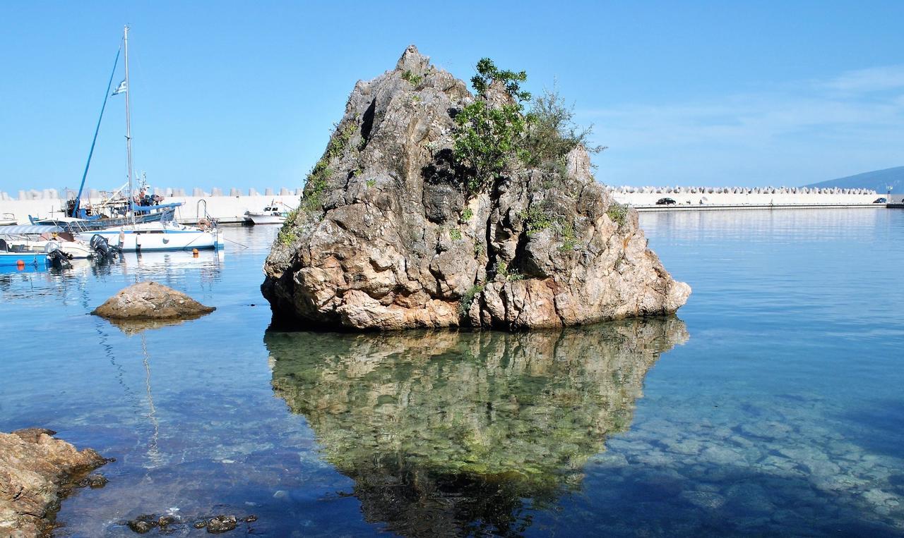 Guesthouse Amanitis Caesarea Skíti エクステリア 写真