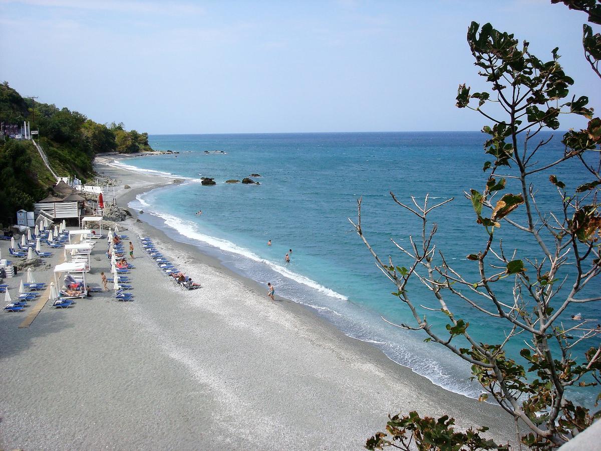 Guesthouse Amanitis Caesarea Skíti エクステリア 写真